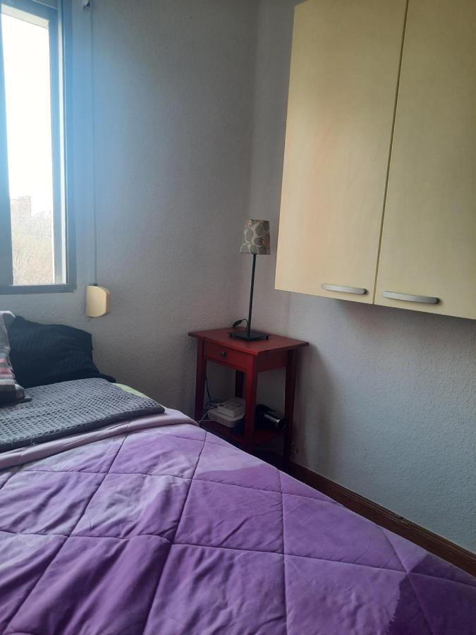 Una Habitacion Individual En Casa Familiar Dentro De Ciudad Patrimonio De La Humanidad อัลกาลาเดเอนาเรส ภายนอก รูปภาพ